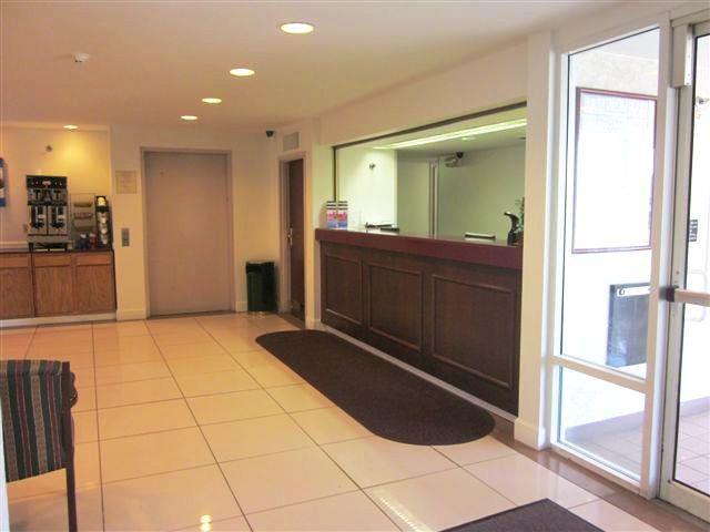 Motel 6 ノーマル インテリア 写真